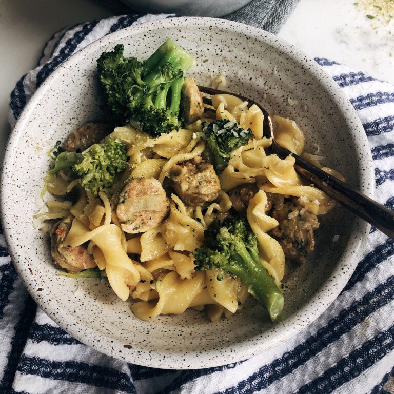 One Pan Broccoli and Turkey Sausage Creamy Pasta