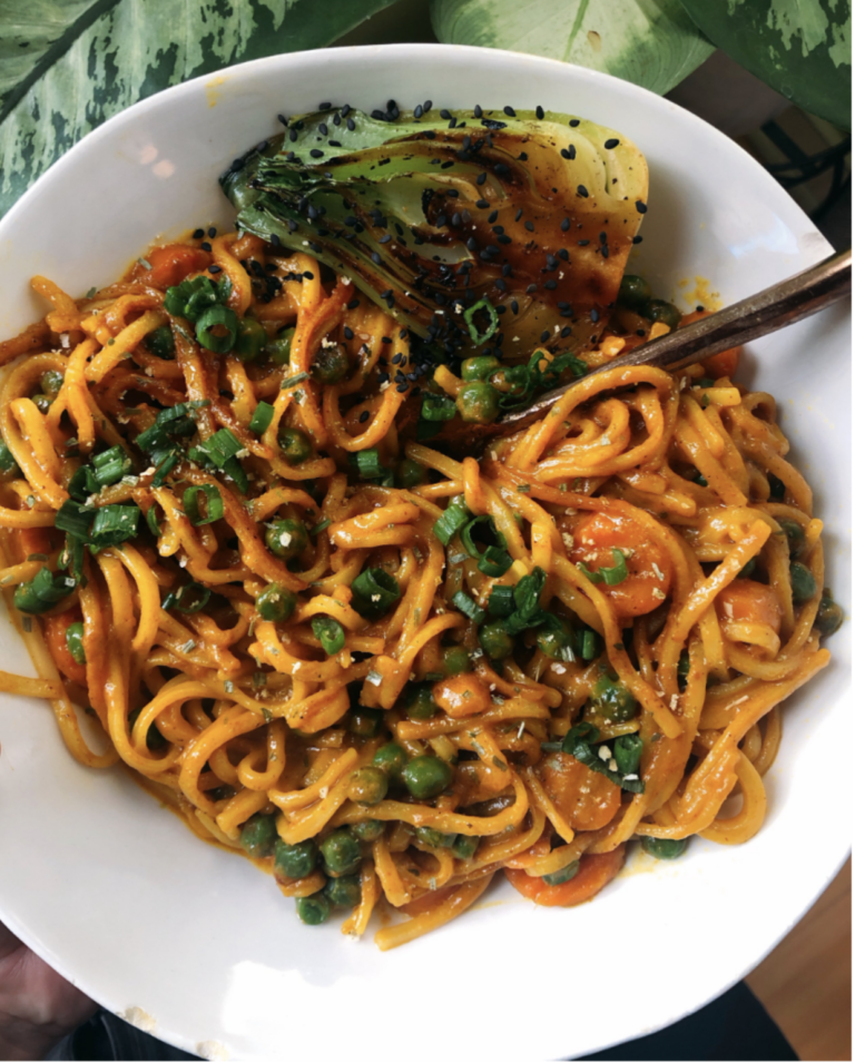 One Pot Noodle Curry
