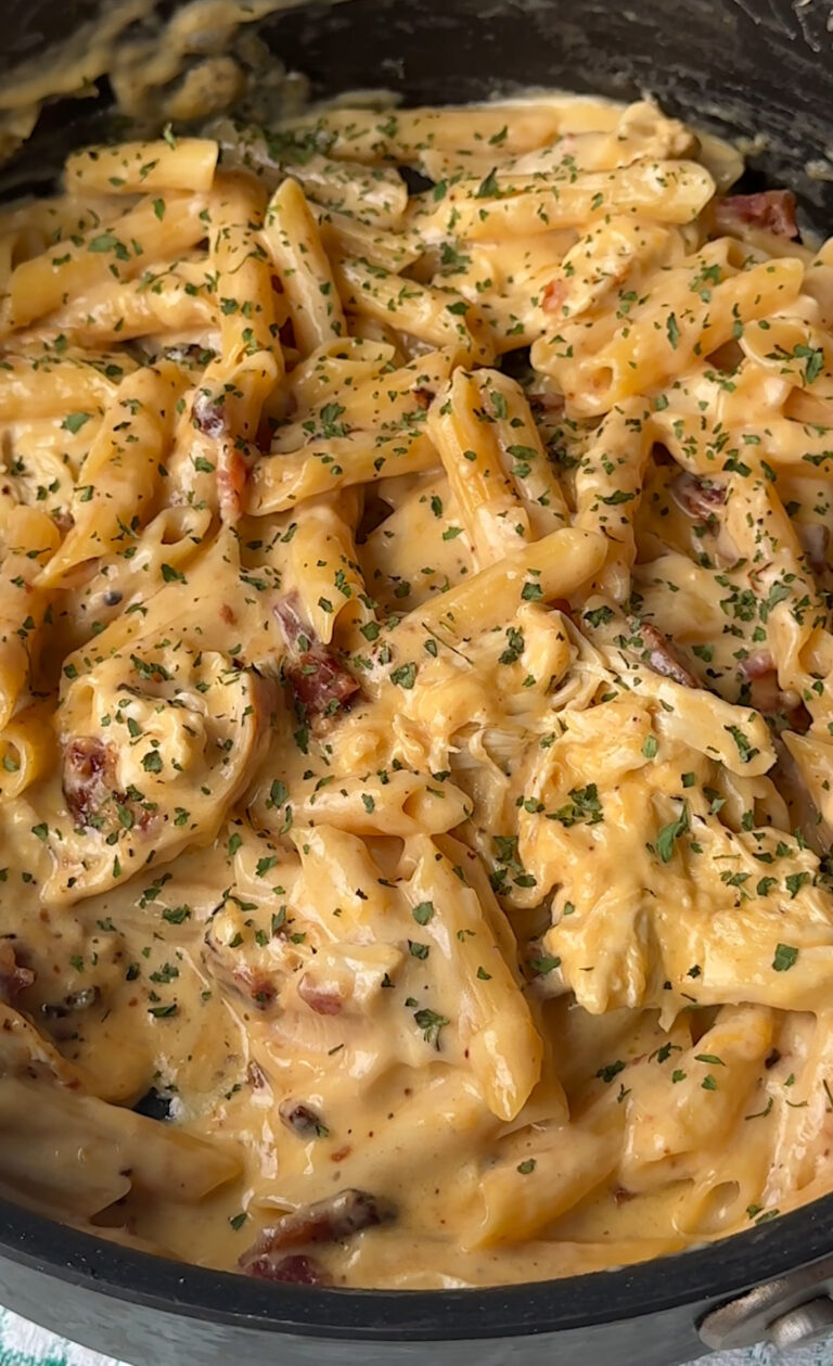 Creamy Chicken Bacon Ranch Pasta